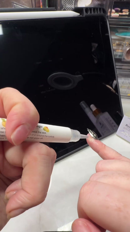 Remüv Press On Removal Pen